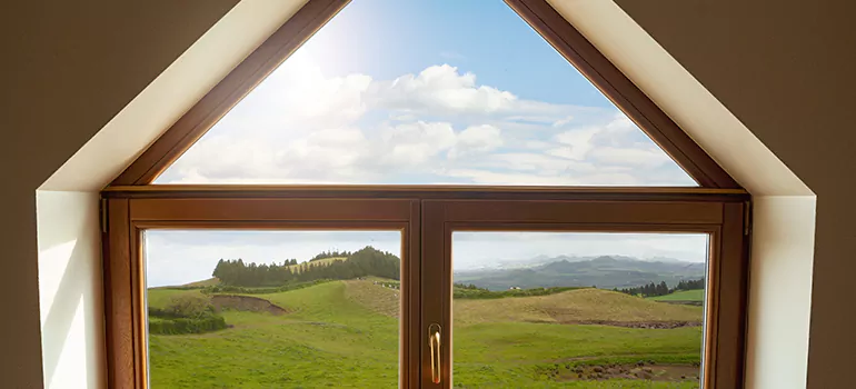 Trapezoid Window Maintenance in East Palo Alto, CA